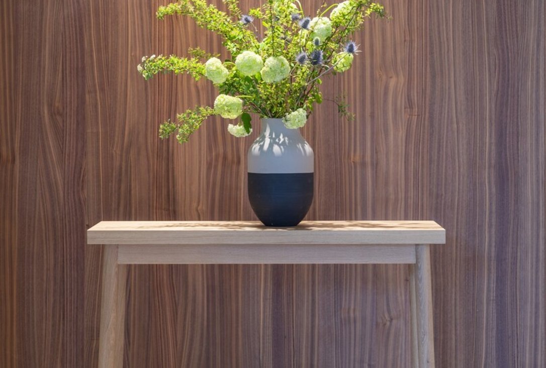 Blumendekoration an der Rezeption – Seegut Zeppelin